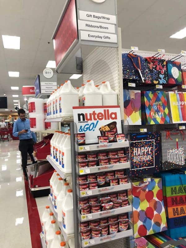 展示Nutella的新产品。